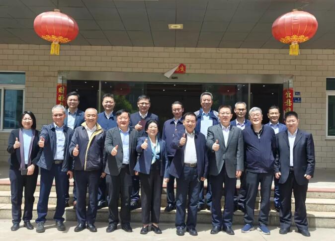 現(xiàn)代精工聯(lián)合華中科技大學(xué)華南理工大學(xué)完成的高分子材料加工過(guò)程，強(qiáng)化關(guān)鍵技術(shù)，通過(guò)技術(shù)鑒定